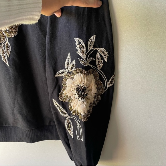 By Anthropologie Women’s Floral Appliqué Crew-Neck Sweater Sz Large Embroidered - Picture 4 of 8